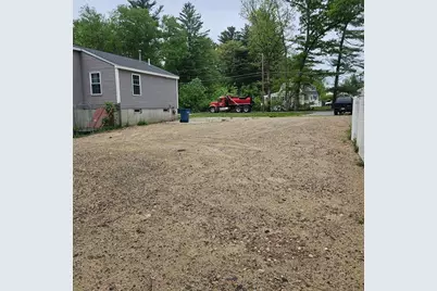 175 Pringle St, Tewksbury, MA 01876 - Photo 3