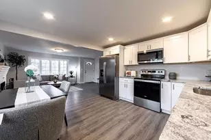 175 Pringle St, Tewksbury, MA 01876 - Photo 19