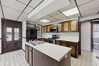585 Armory St, Springfield, MA 01104 - Photo 13