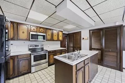 585 Armory St, Springfield, MA 01104 - Photo 11
