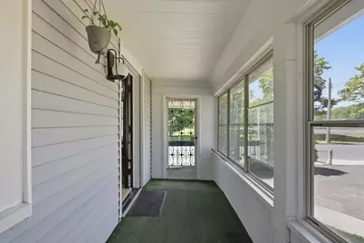 585 Armory St, Springfield, MA 01104 - Photo 33