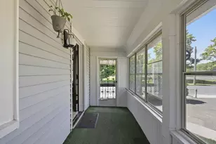 585 Armory St, Springfield, MA 01104 - Photo 33