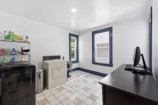 585 Armory St, Springfield, MA 01104 - Photo 21