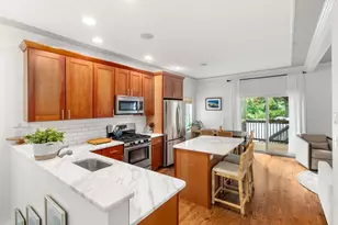 5 Flint Pl, Boston, MA 02127 - Photo 3
