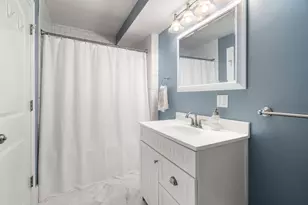 5 Flint Pl, Boston, MA 02127 - Photo 9