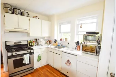 22 Cresthill Rd #22, Boston, MA 02135 - Photo 5