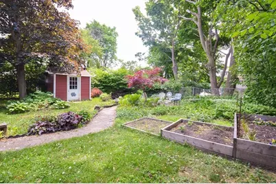 22 Cresthill Rd #22, Boston, MA 02135 - Photo 19