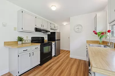276 Central St #276, Milford, MA 01757 - Photo 3