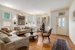 70 Victoria St, Somerville, MA 02144 - Photo 3