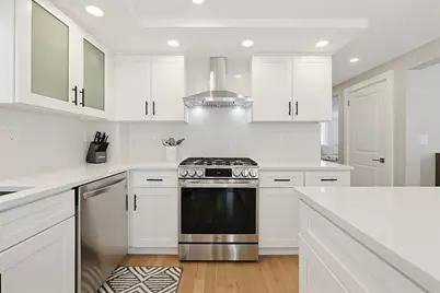8 Woodbury Ave, Saugus, MA 01906 - Photo 3