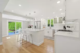 8 Woodbury Ave, Saugus, MA 01906 - Photo 5