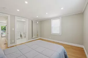 8 Woodbury Ave, Saugus, MA 01906 - Photo 17