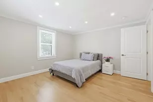 8 Woodbury Ave, Saugus, MA 01906 - Photo 19