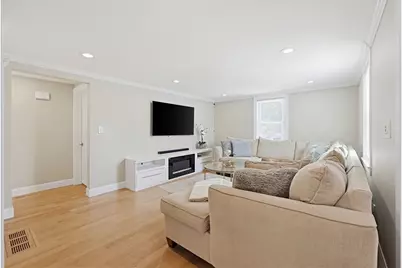 8 Woodbury Ave, Saugus, MA 01906 - Photo 13