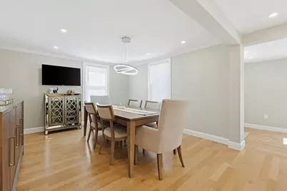 8 Woodbury Ave, Saugus, MA 01906 - Photo 9