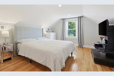 8 Woodbury Ave, Saugus, MA 01906 - Photo 19