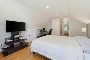 8 Woodbury Ave, Saugus, MA 01906 - Photo 27