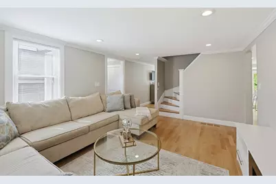 8 Woodbury Ave, Saugus, MA 01906 - Photo 17