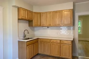 112 Blaisdell St, Haverhill, MA 01830 - Photo 3