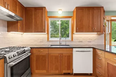 214 McCarthy Way, Tewksbury, MA 01876 - Photo 9