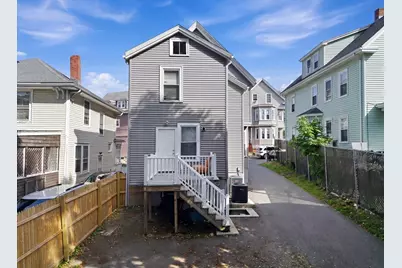 16 Crescent St, Lynn, MA 01902 - Photo 37