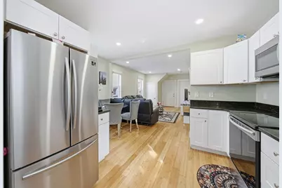 16 Crescent St, Lynn, MA 01902 - Photo 5