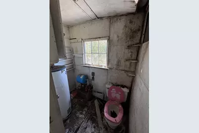 725 River St, Palmer, MA 01069 - Photo 11