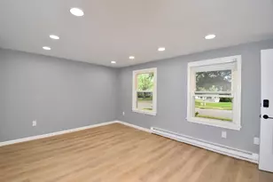 22 Hunting Ln, Agawam, MA 01001 - Photo 21