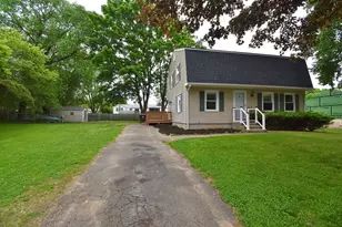 22 Hunting Ln, Agawam, MA 01001 - Photo 1