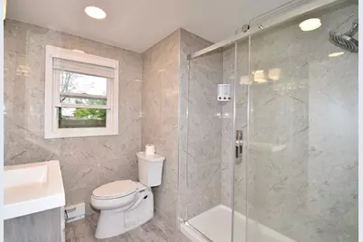 22 Hunting Ln, Agawam, MA 01001 - Photo 19