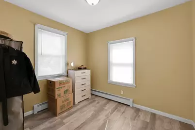 43 Agnes St, Springfield, MA 01118 - Photo 23