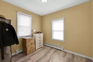 43 Agnes St, Springfield, MA 01118 - Photo 23