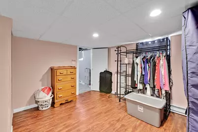 43 Agnes St, Springfield, MA 01118 - Photo 19