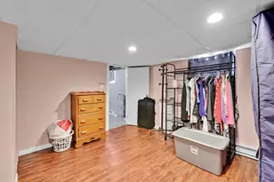 43 Agnes St, Springfield, MA 01118 - Photo 19