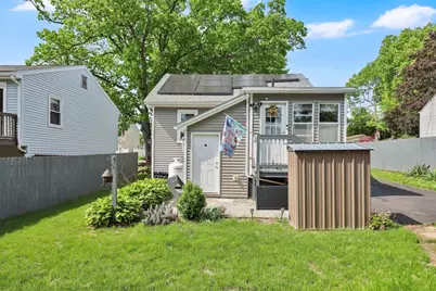 43 Agnes St, Springfield, MA 01118 - Photo 31