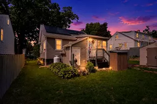 43 Agnes St, Springfield, MA 01118 - Photo 3