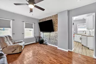 43 Agnes St, Springfield, MA 01118 - Photo 13