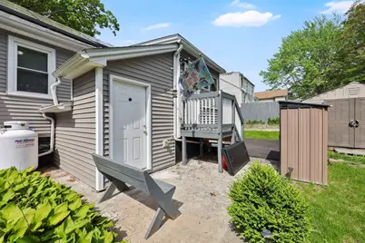 43 Agnes St, Springfield, MA 01118 - Photo 29