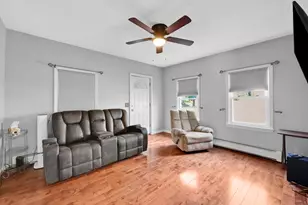 43 Agnes St, Springfield, MA 01118 - Photo 11