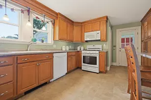 111 Gay St, Norwood, MA 02062 - Photo 7