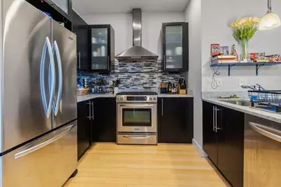 152 Old Colony Avenue #10, Boston, MA 02127 - Photo 1