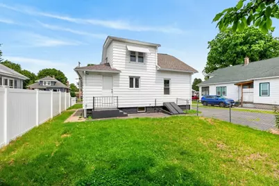 79 Kaveney St, Chicopee, MA 01020 - Photo 35