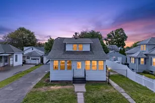 79 Kaveney St, Chicopee, MA 01020 - Photo 31