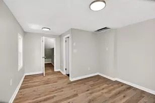 79 Kaveney St, Chicopee, MA 01020 - Photo 23