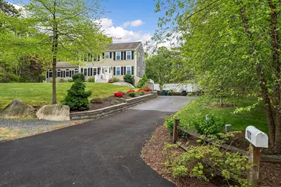 101 Barnfield Dr, Plymouth, MA 02360 - Photo 3