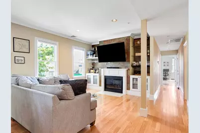 201 K Street #4, Boston, MA 02127 - Photo 3