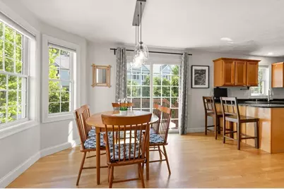 118 Smith St #3, Lowell, MA 01851 - Photo 5
