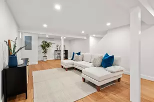 8 Everett St, Wakefield, MA 01880 - Photo 7