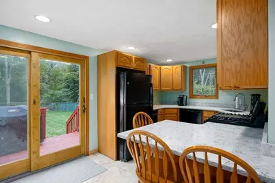 102 Orange Street, Reading, MA 01867 - Photo 7