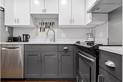 2 Clarendon St #301, Boston, MA 02116 - Photo 5